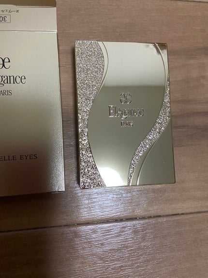 エレガンス ヌーヴェル アイズ 30 /Elégance/アイシャドウパレットを使ったクチコミ(2枚目)