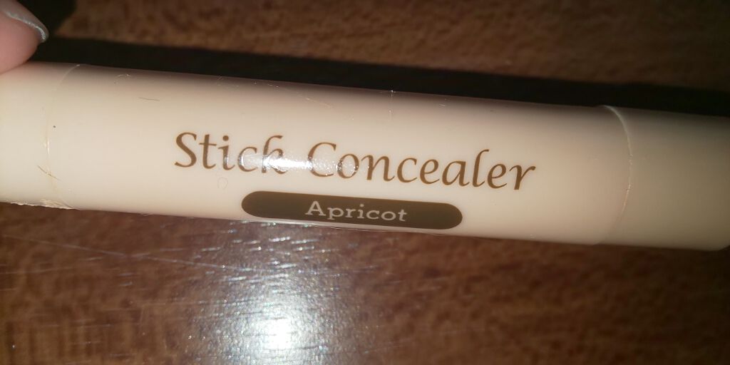 スティックコンシーラーD/DAISO/スティックコンシーラーを使ったクチコミ（2枚目）