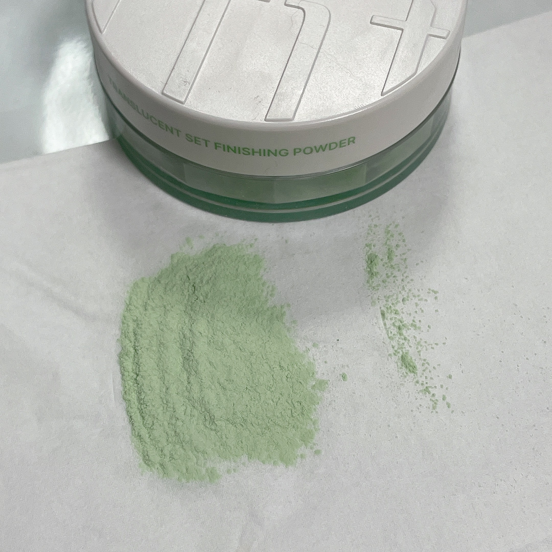 トランスルーセントセットフィニッシングパウダー/TFIT/ルースパウダーを使ったクチコミ（3枚目）