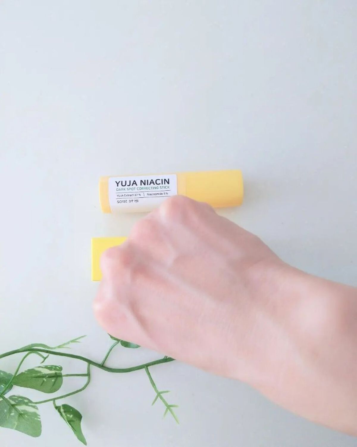 ゆずナイアシンダークスポットコレックティングスティック/SOME BY MI/美容液を使ったクチコミ（3枚目）