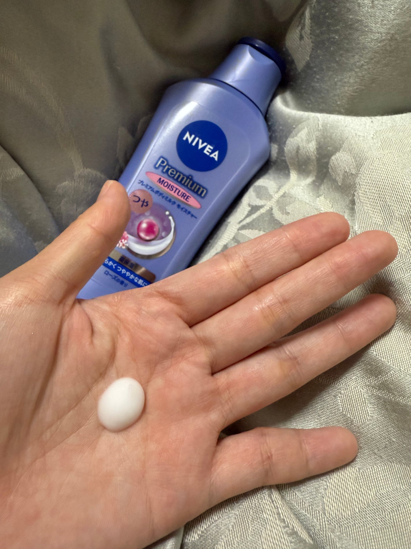 ニベア プレミアムボディミルク モイスチャー/ニベア/ボディミルクを使ったクチコミ(2枚目)