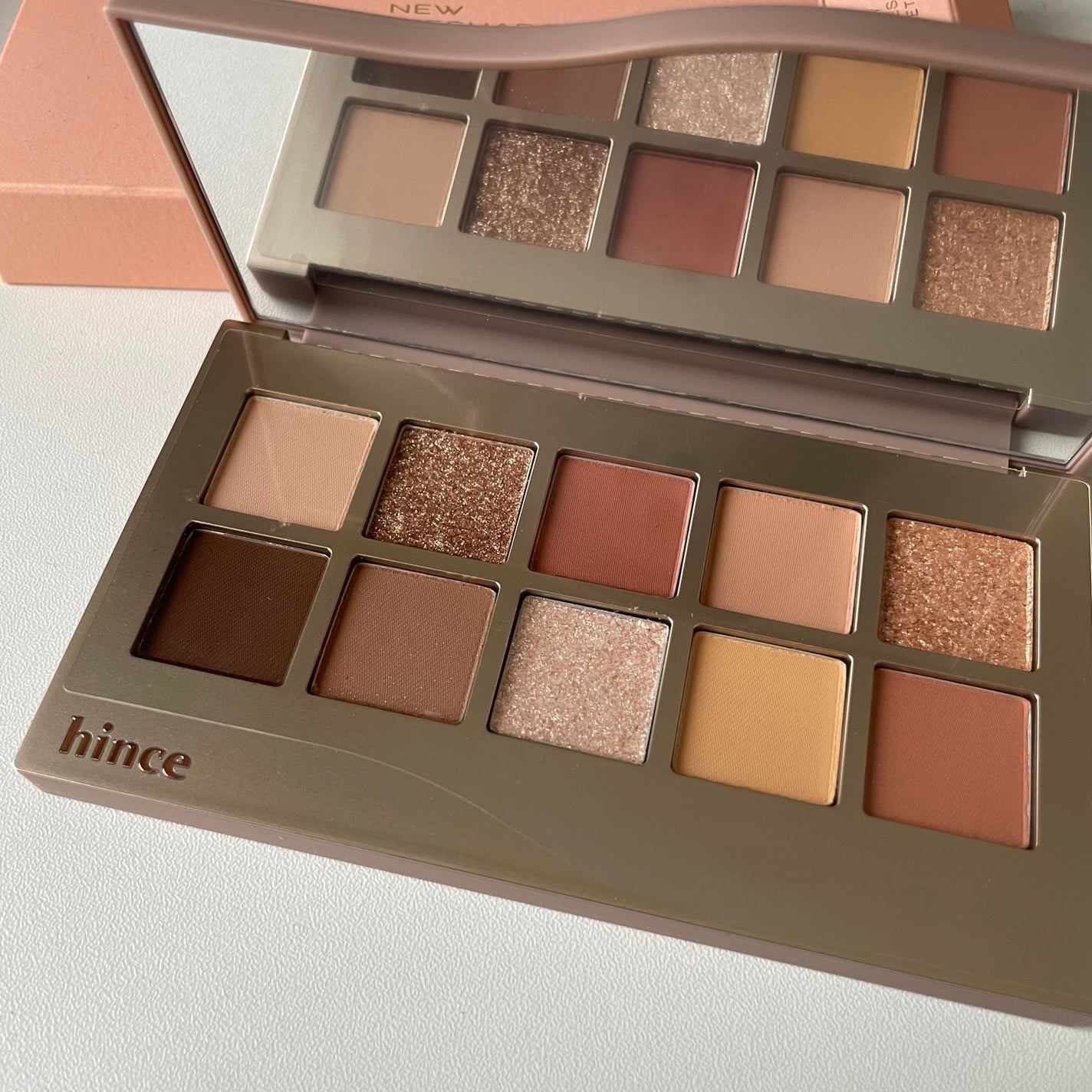 ニューデップスアイシャドウパレット/hince/アイシャドウパレットを使ったクチコミ(1枚目)