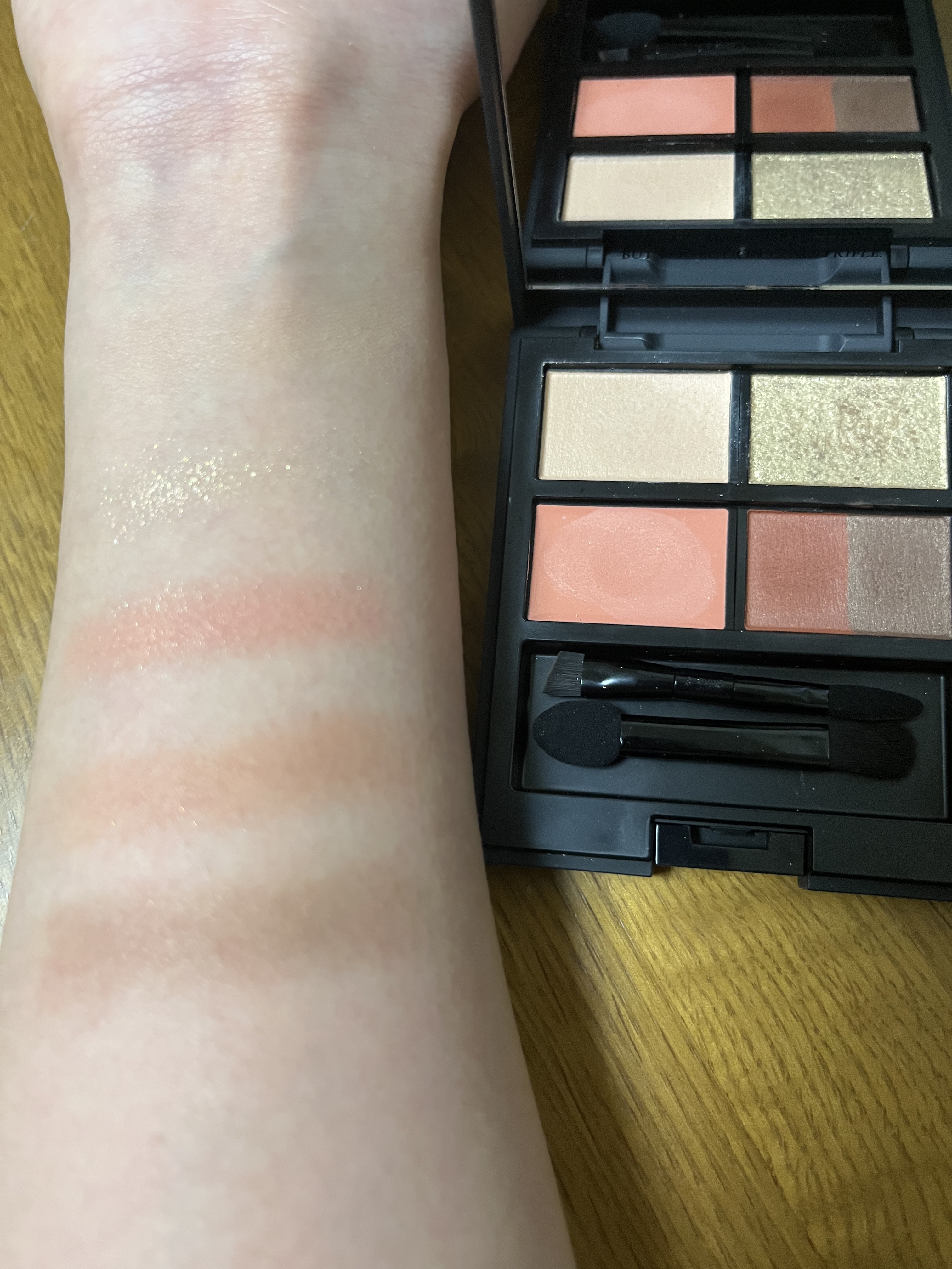 マルチ パレット/Celvoke/マルチパレットを使ったクチコミ（2枚目）