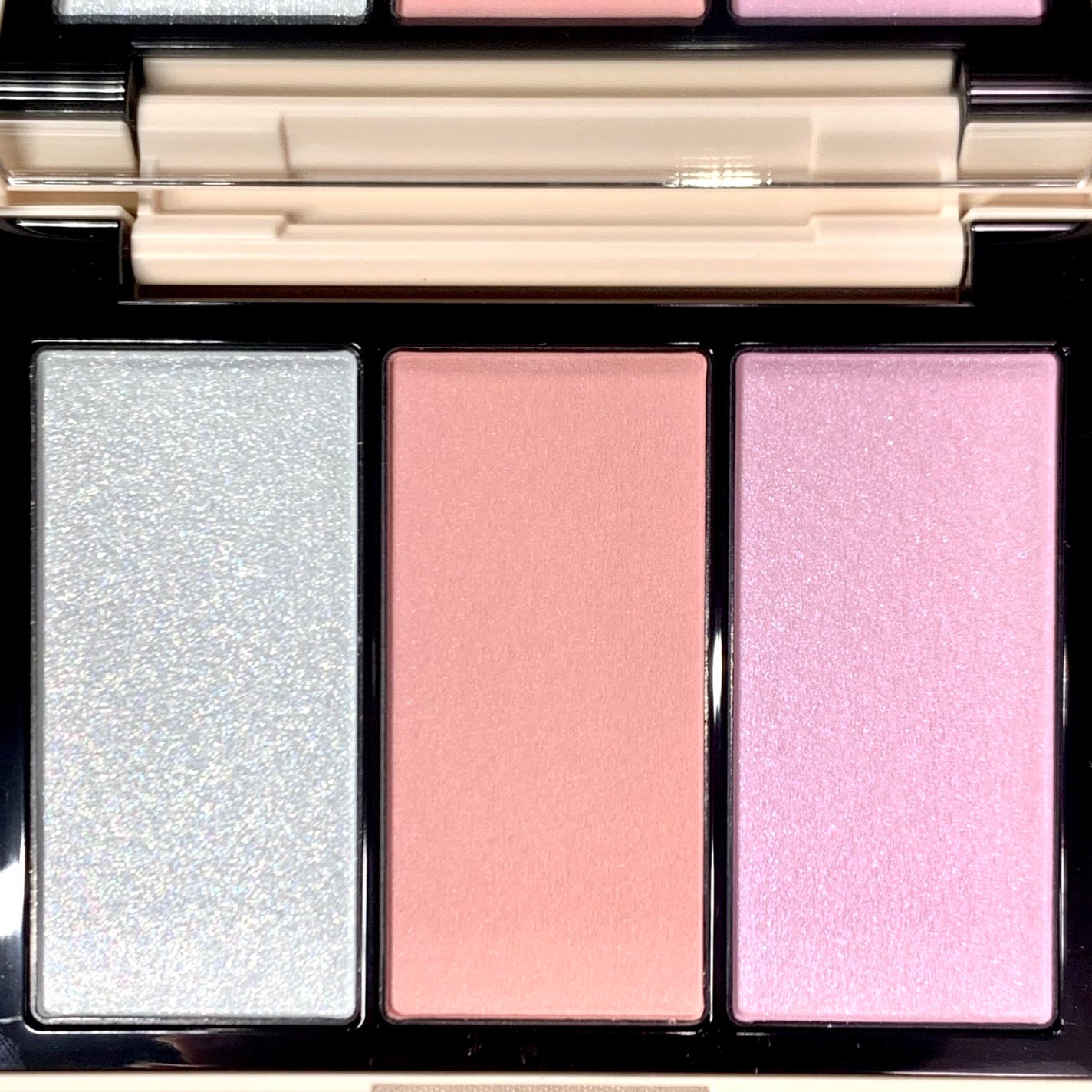 フェイス スタイリスト/SNIDEL BEAUTY/アイシャドウパレットを使ったクチコミ(6枚目)