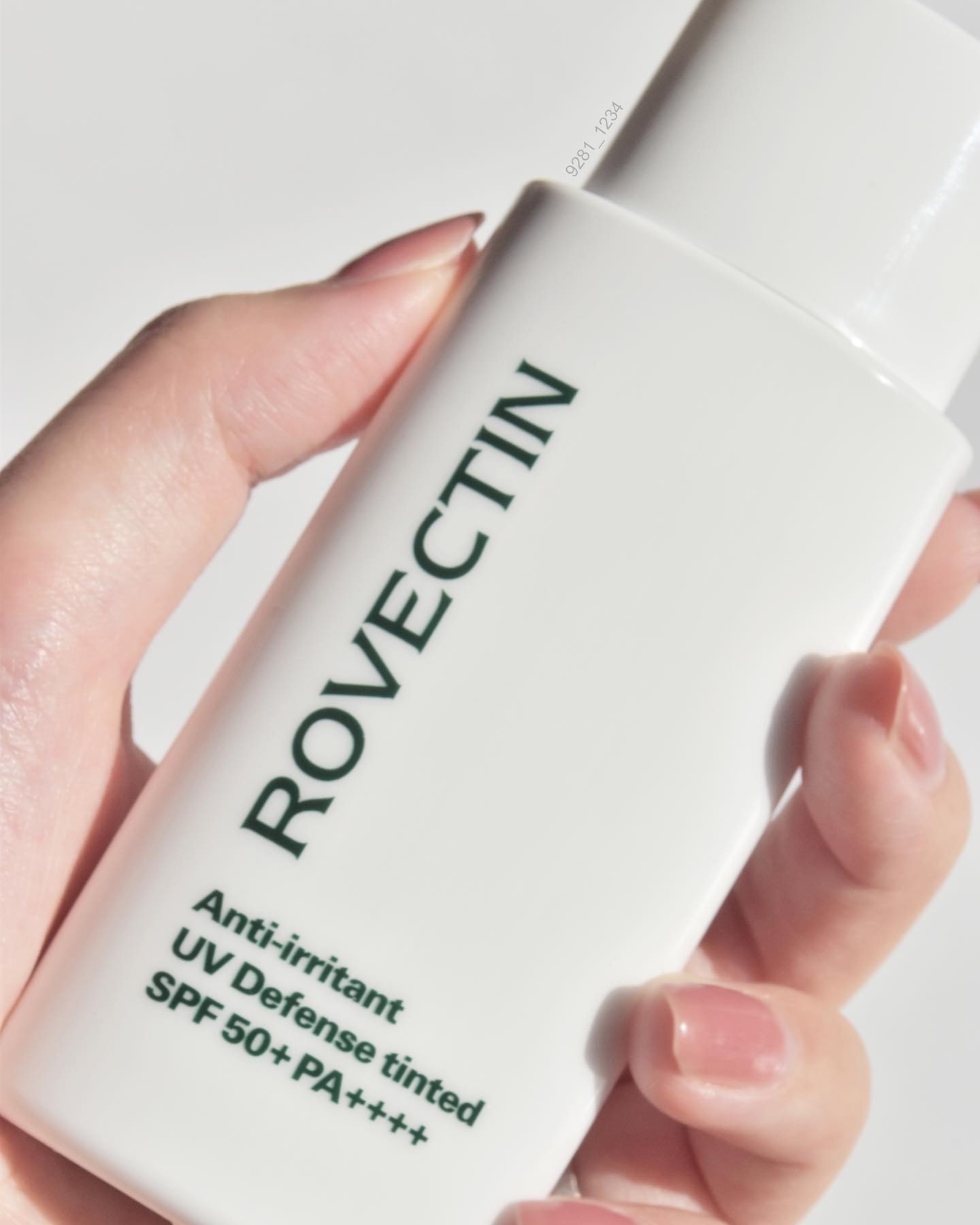 プレミアムUVディフェンス/ロベクチン/日焼け止めミルクを使ったクチコミ（3枚目）