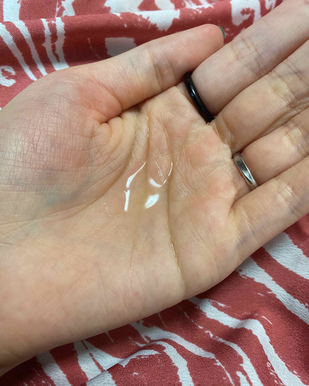 ミラクルズ グロッシー シェイク アクアオイル/パンテーン/ヘアオイルを使ったクチコミ(2枚目)