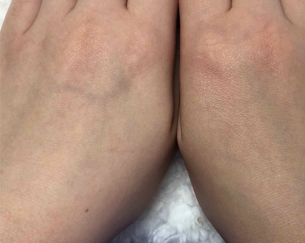 フィニッシングパウダー/チャコット・コスメティクス/ルースパウダーを使ったクチコミ(2枚目)