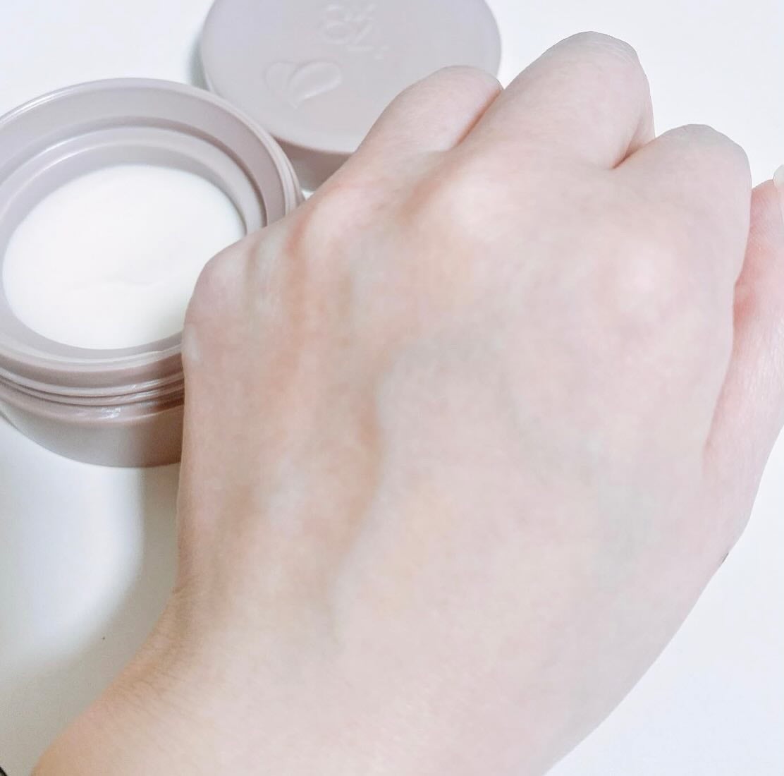 8x4 デオドラントパテ【医薬部外品】/8x4/デオドラント・制汗剤を使ったクチコミ(5枚目)