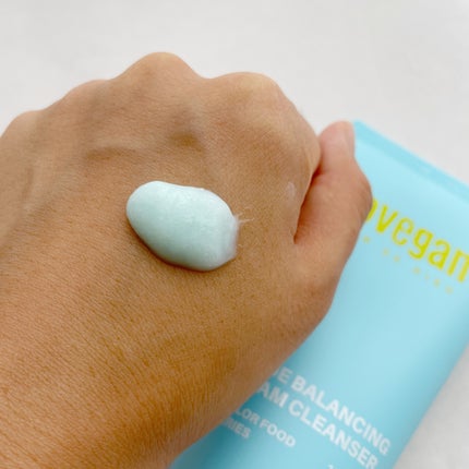 カラーフードシリーズブルーバランシングフォームクレンザー/Tovegan/洗顔フォームを使ったクチコミ(4枚目)