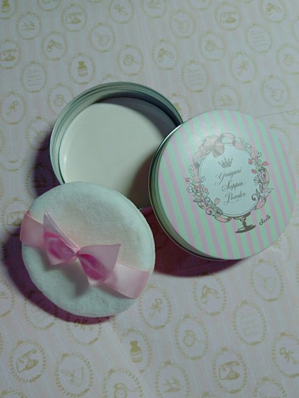 すっぴんパウダー/クラブ/プレストパウダーを使ったクチコミ(4枚目)