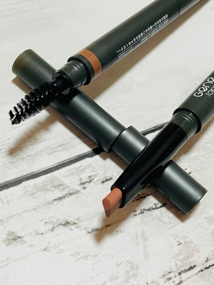 ツートンカラーアイブロウペンシル/GENE TOKYO/アイブロウペンシルを使ったクチコミ(2枚目)