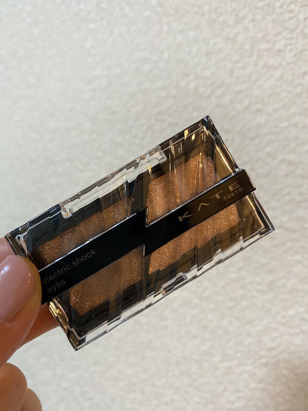 エレクトリックショックアイズ /KATE/アイシャドウパレットを使ったクチコミ(2枚目)
