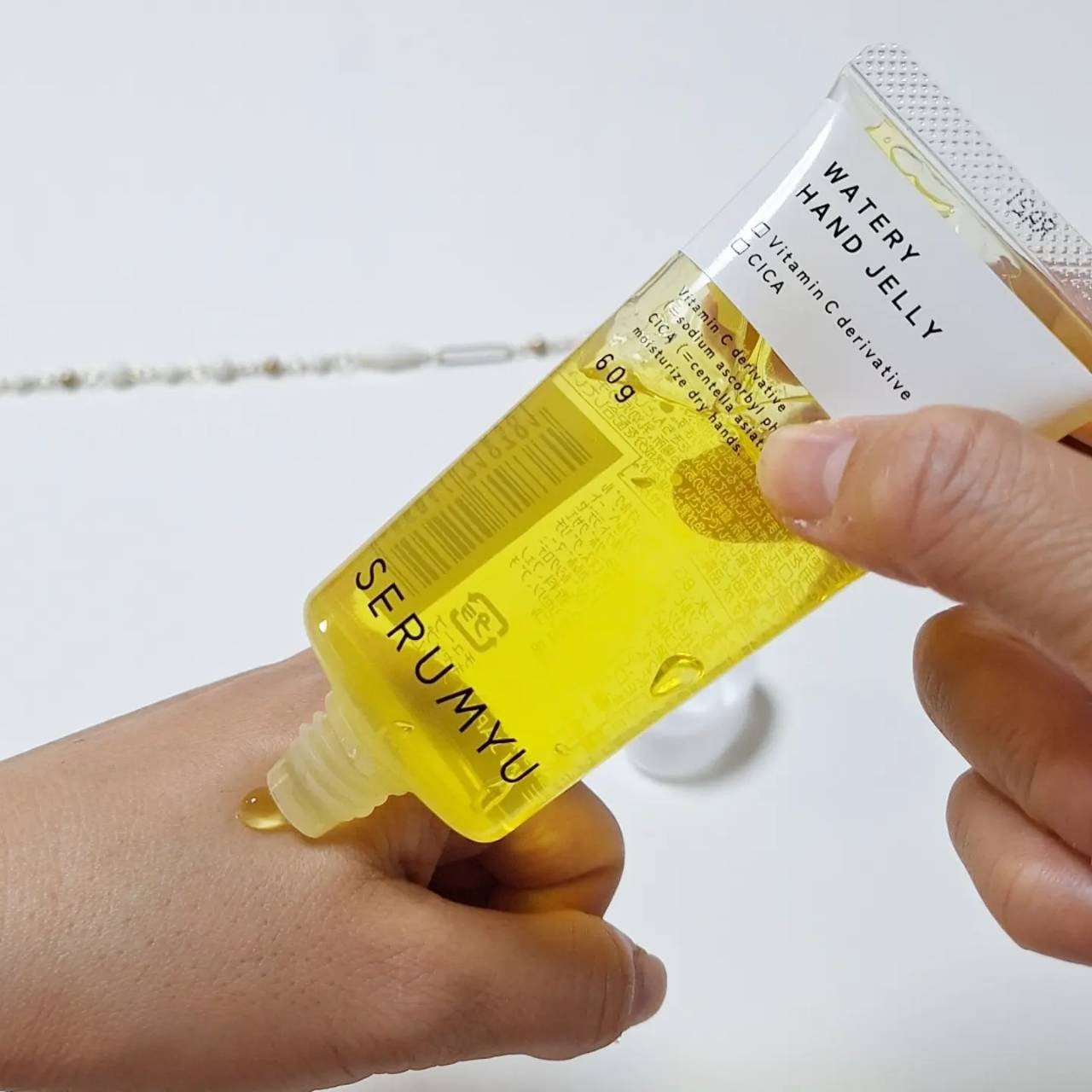 セラミュ ハンドジェリー/ナリスアップ/ハンドクリームを使ったクチコミ(4枚目)