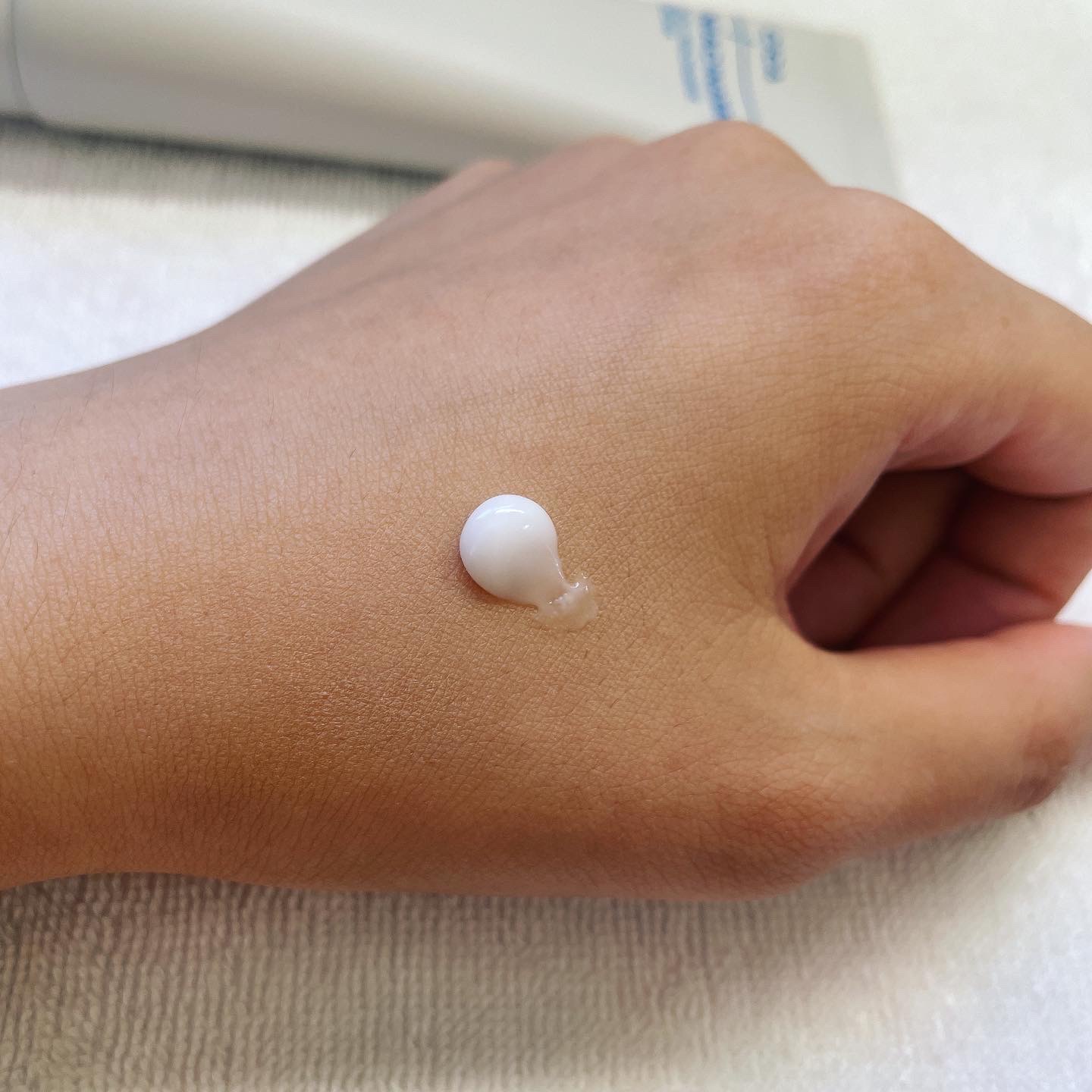 シカ+ナイアシンアミドクリーム/+REAL/フェイスクリームを使ったクチコミ（3枚目）