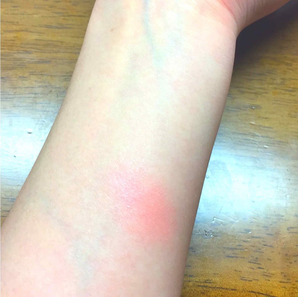 ブライトアップチークN/media/パウダーチークを使ったクチコミ(2枚目)