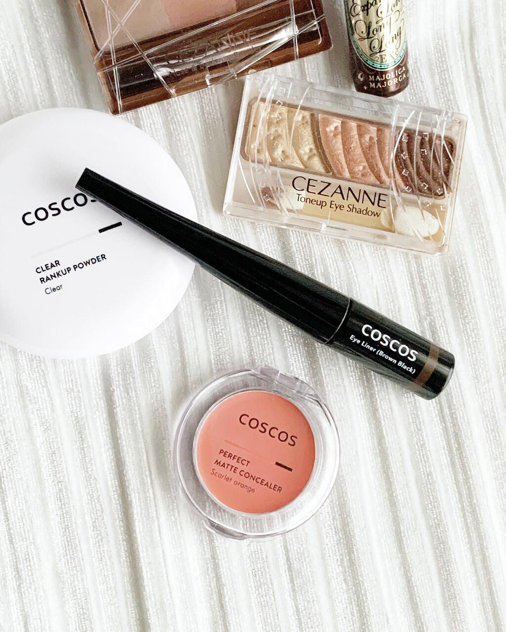 トーンアップアイシャドウ/CEZANNE/アイシャドウパレットを使ったクチコミ(1枚目)