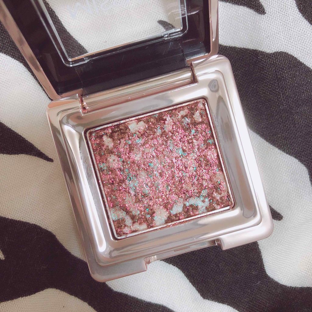 グリッタープリズム シャドウ/MISSHA/グリッターを使ったクチコミ（2枚目）