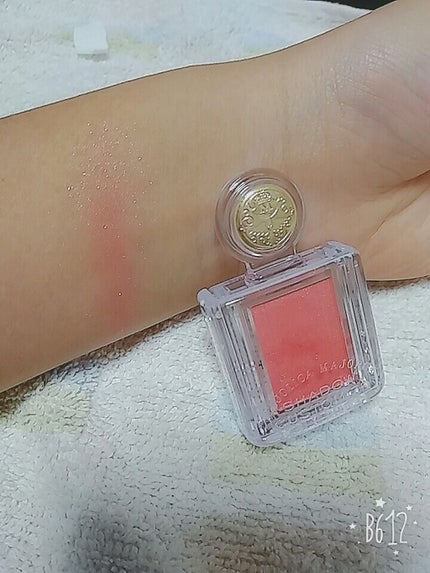 シャドーカスタマイズ/MAJOLICA MAJORCA/単色アイシャドウを使ったクチコミ(2枚目)