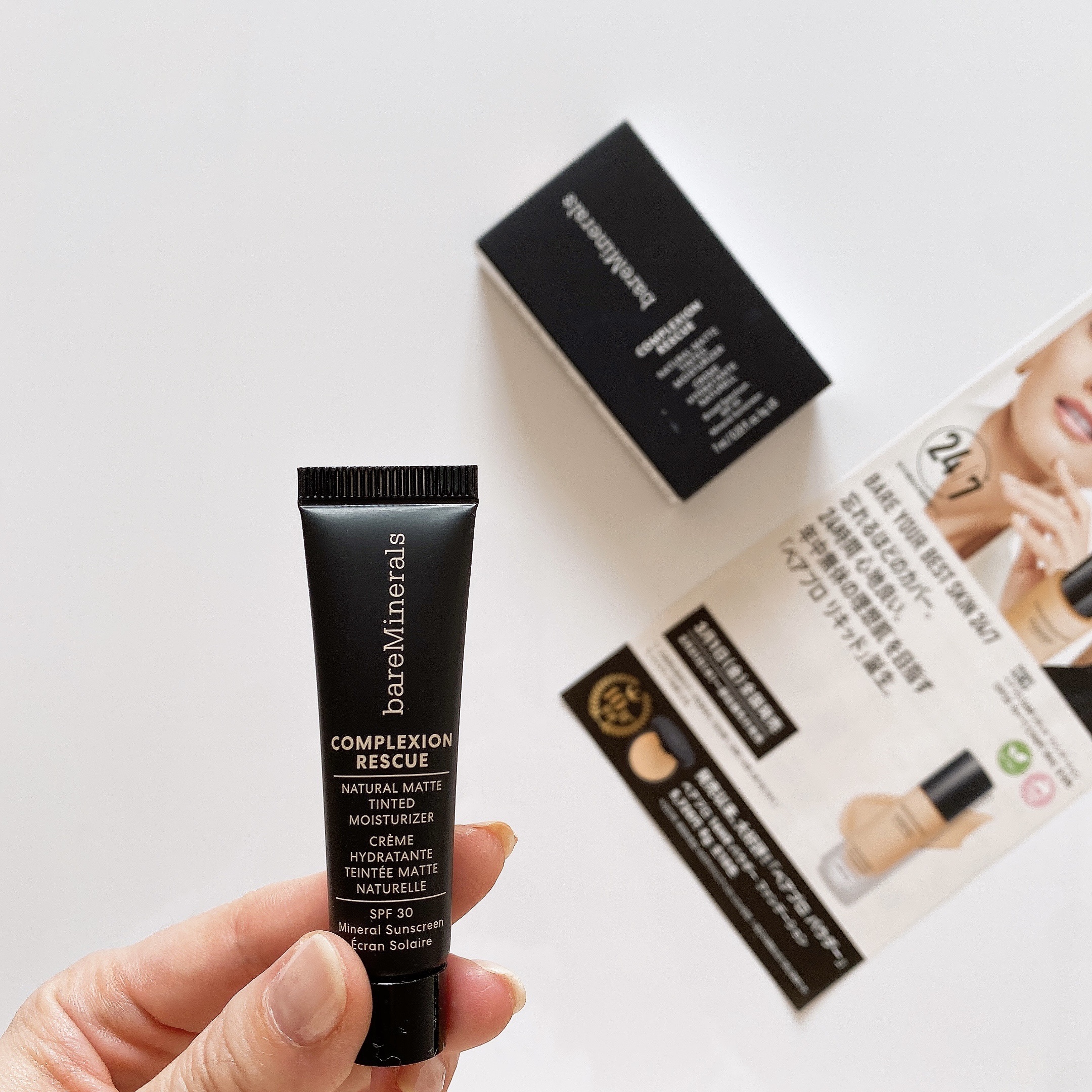 CR ナチュラル マット モイスチャライザー/bareMinerals/クリーム・エマルジョンファンデーションを使ったクチコミ（1枚目）