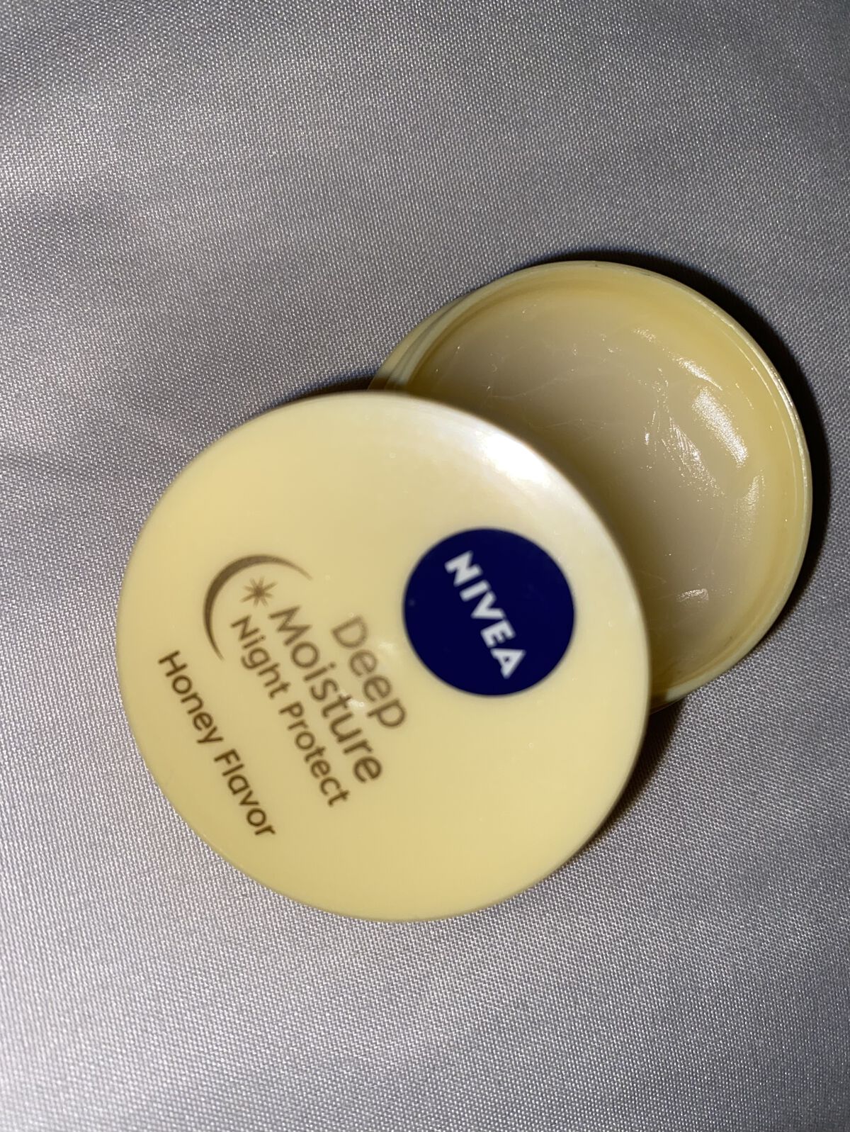 ディープモイスチャーナイトプロテクト はちみつの香り/ニベア/リップマスクを使ったクチコミ（1枚目）