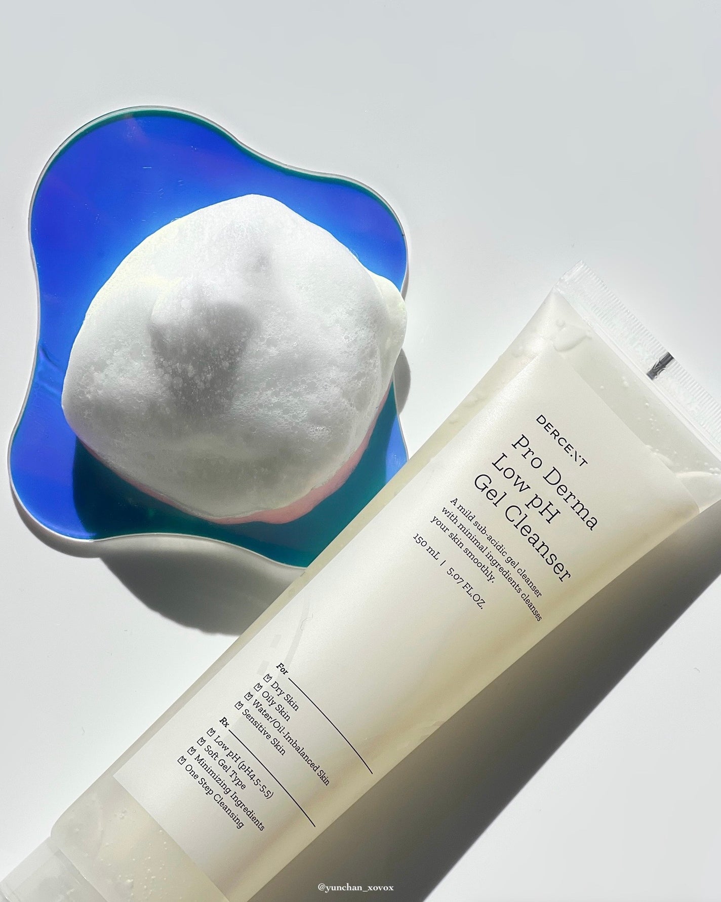 プロダーマ弱酸性ジェルクレンザー/DERCENT/洗顔フォームを使ったクチコミ(4枚目)