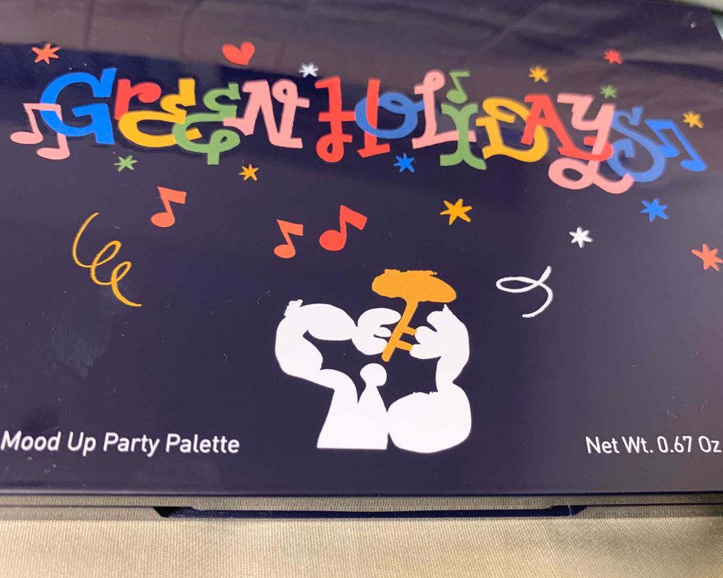 ムードアップパーティ パレット 2019 Holiday Limited Edition/innisfree/メイクアップキットを使ったクチコミ(1枚目)
