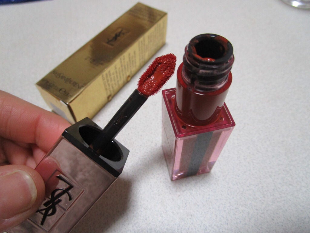 ルージュ ピュールクチュール ヴェルニ ウォーターグロウ/YVES SAINT LAURENT BEAUTE/口紅を使ったクチコミ(3枚目)