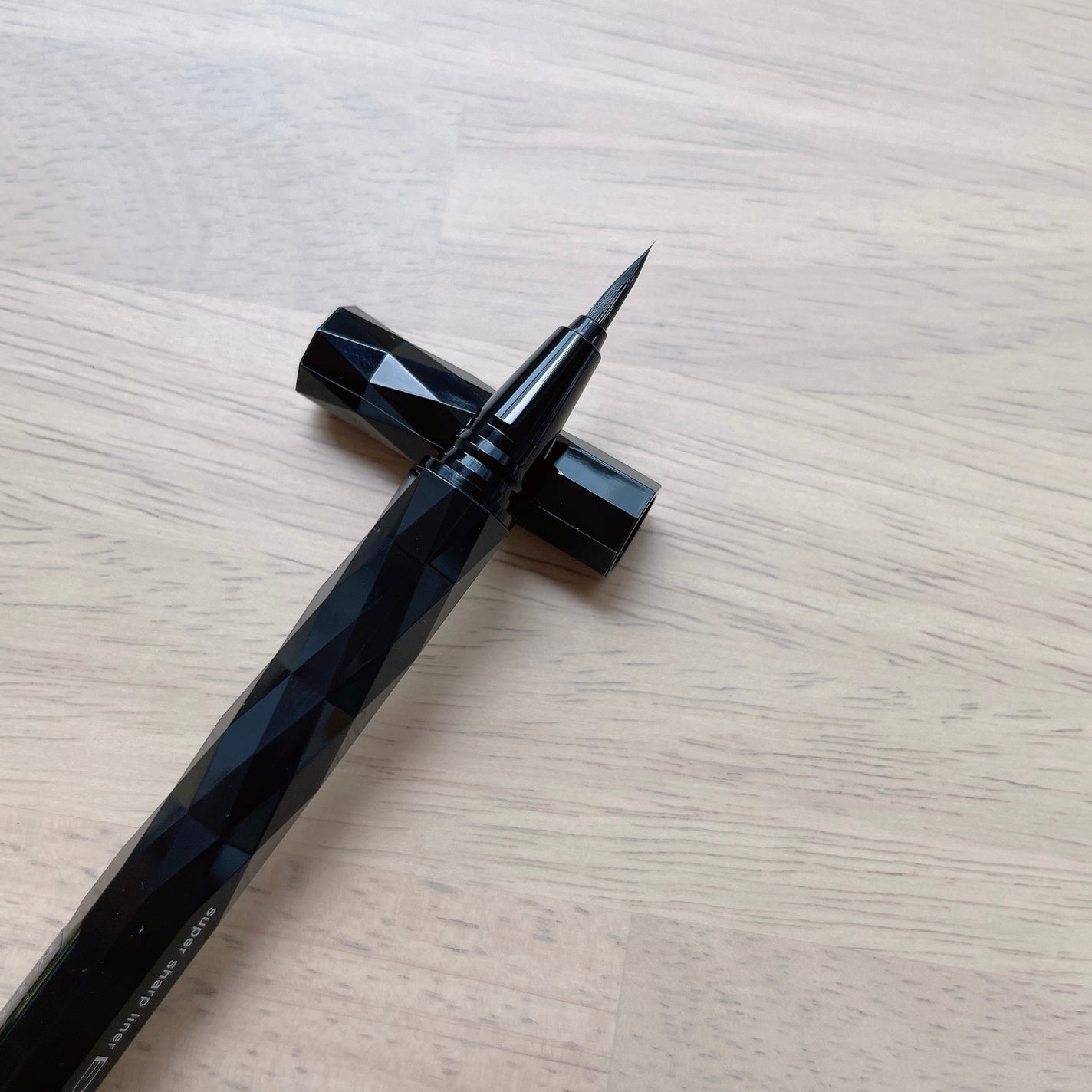 スーパーシャープライナーEX3.0/KATE/リキッドアイライナーを使ったクチコミ(3枚目)