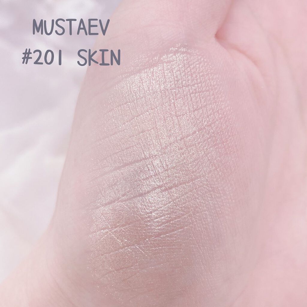 てぃ⋈コスメlover on LIPS 「.⋆⸜コスパ◎なじみやすいベージュカラーのグリッターシャドウ✨..」(5枚目)