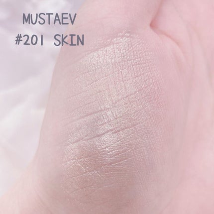 てぃ⋈コスメlover on LIPS 「.⋆⸜コスパ◎なじみやすいベージュカラーのグリッターシャドウ✨..」(5枚目)