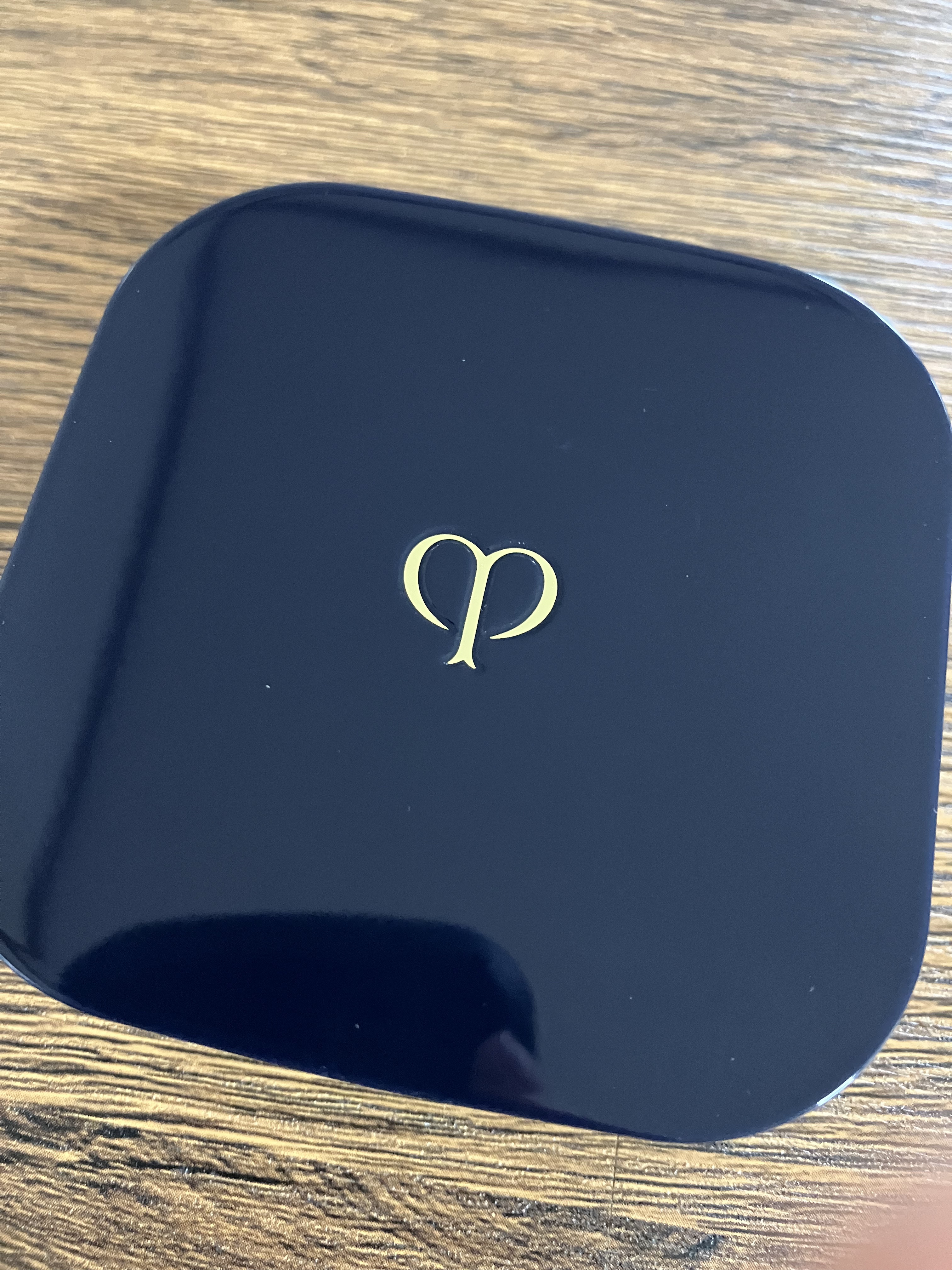 クレ・ド・ポー ボーテ タンクッションエクラ ナチュレル ケース/クレ・ド・ポー ボーテ/クッションファンデーションを使ったクチコミ（2枚目）