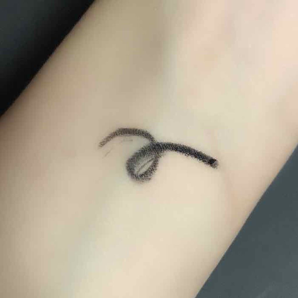 YSL アイスティロ ウォータープルーフ/YVES SAINT LAURENT BEAUTE/ペンシルアイライナーを使ったクチコミ（2枚目）