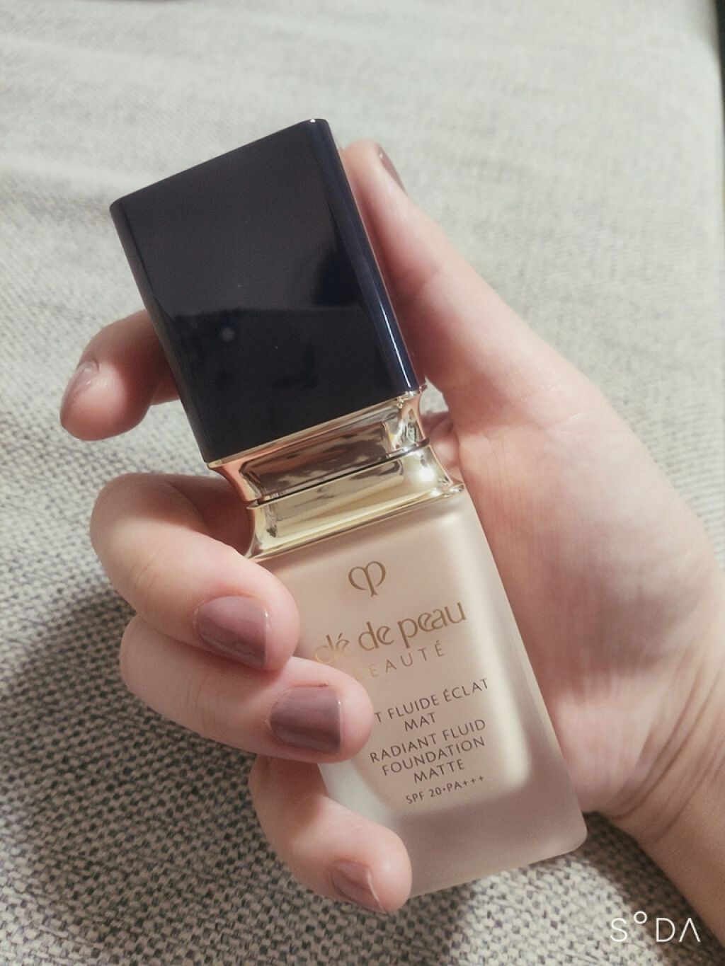 タンフリュイドエクラ マット/クレ・ド・ポー ボーテ/リキッドファンデーションを使ったクチコミ（1枚目）
