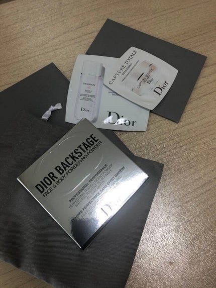 ディオール バックステージ フェイス&ボディ パウダー/Dior/プレストパウダーを使ったクチコミ(3枚目)