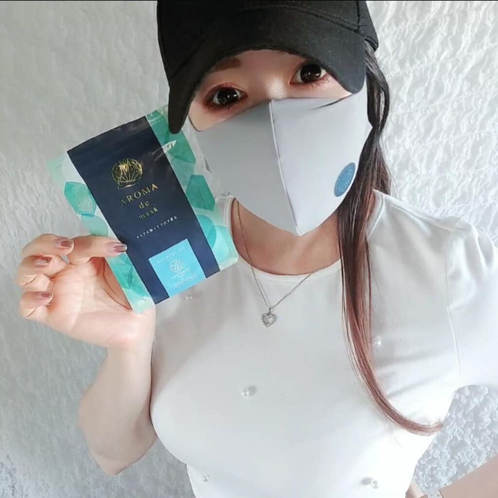 あたりちゃん♥️フォロバ&イイネ返し on LIPS 「コロナ禍でマスクは当たり前のご時世。ワクチンで少しずつ落ち着い..」(3枚目)