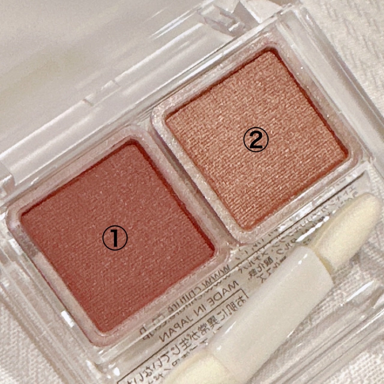 ツイン カラー アイシャドウ/ちふれ/アイシャドウパレットを使ったクチコミ（2枚目）