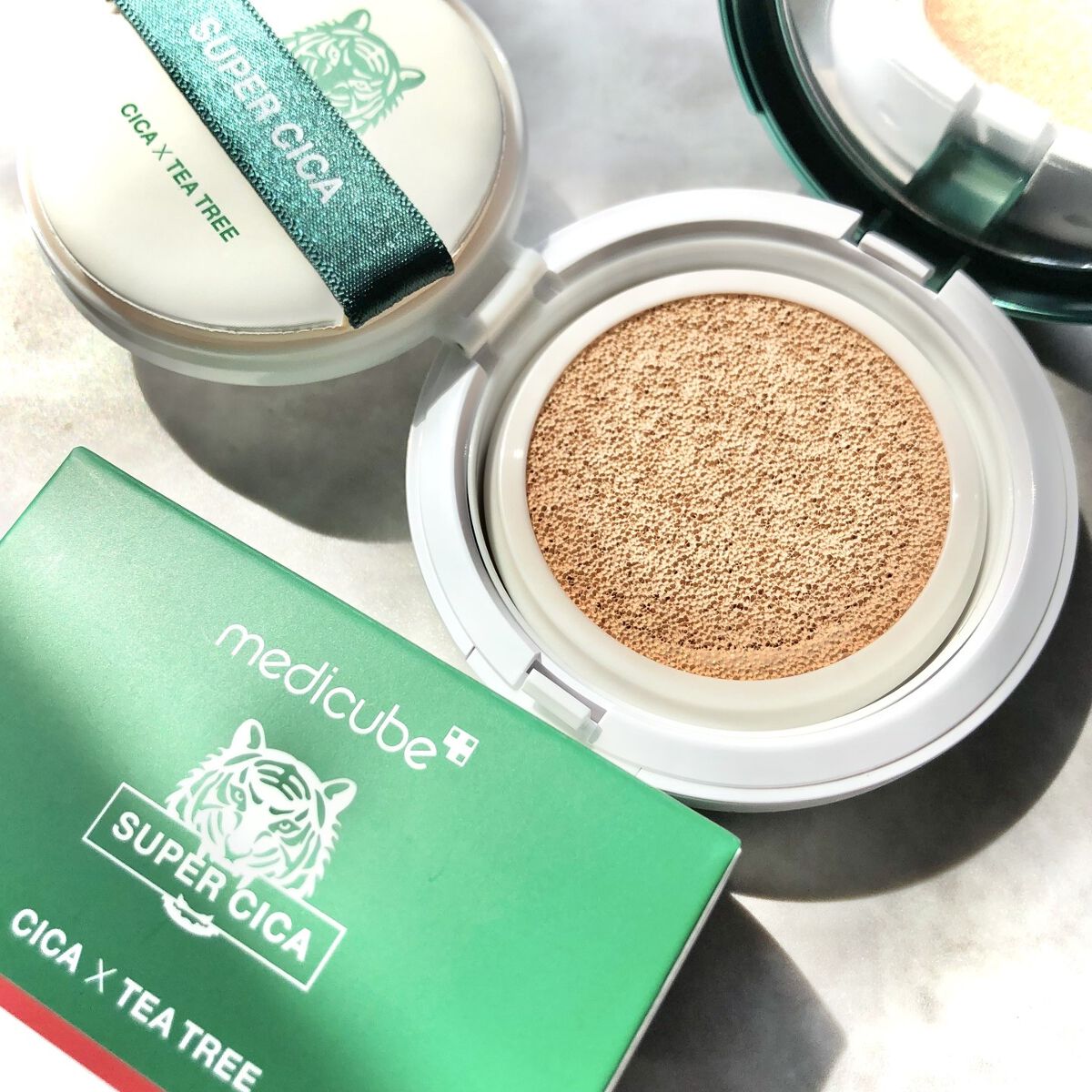 スーパーシカクッション 22号/MEDICUBE/クッションファンデーションを使ったクチコミ（1枚目）