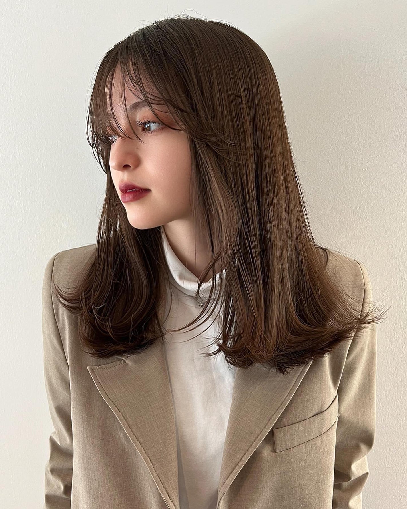 HARUNA on LIPS 「.秋らしいマロンなカラーに🌟.レイヤーに飽きたら、毛先にボリュ..」(3枚目)