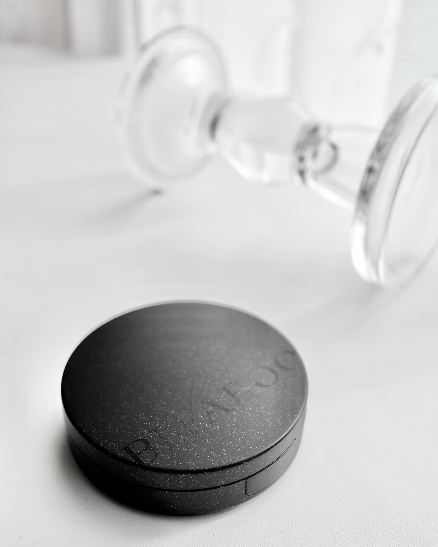 ベルベットジュエルクッション/BIVABOO/クッションファンデーションを使ったクチコミ（2枚目）