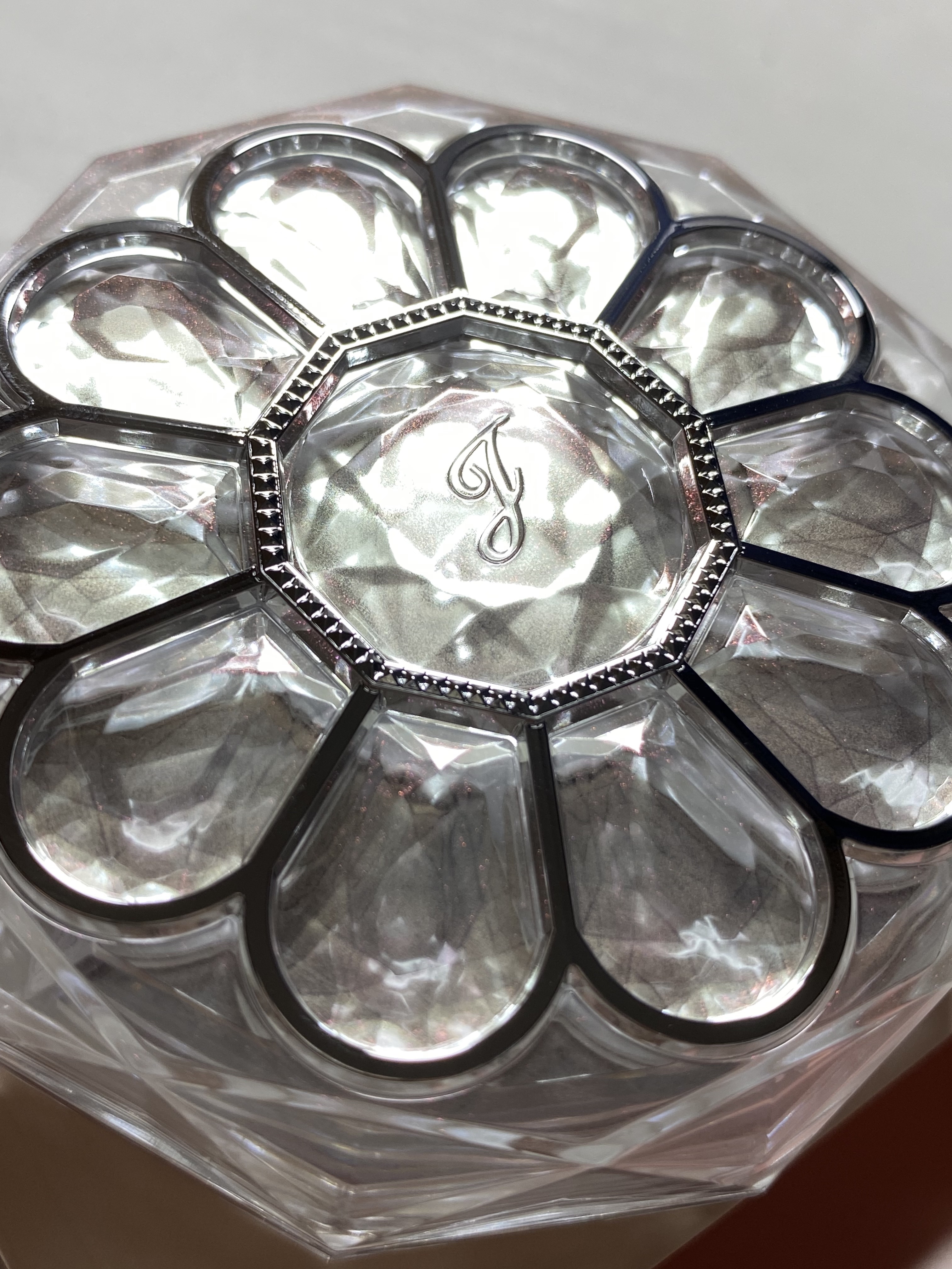 ジルスチュアート ブルームクチュール アイズ　ジュエルドブーケ/JILL STUART/アイシャドウパレットを使ったクチコミ（3枚目）