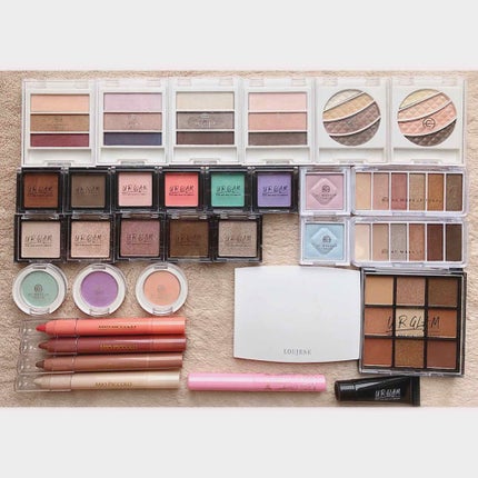 UR GLAM BLOOMING EYE COLOR PALETTE/U R GLAM/アイシャドウパレットを使ったクチコミ(2枚目)