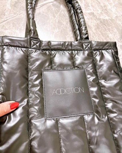 アディクション 15th アニバーサリー アイシャドウパレット “ロック ザ ベスト モーメンツ”/ADDICTION/パウダーアイシャドウを使ったクチコミ(10枚目)