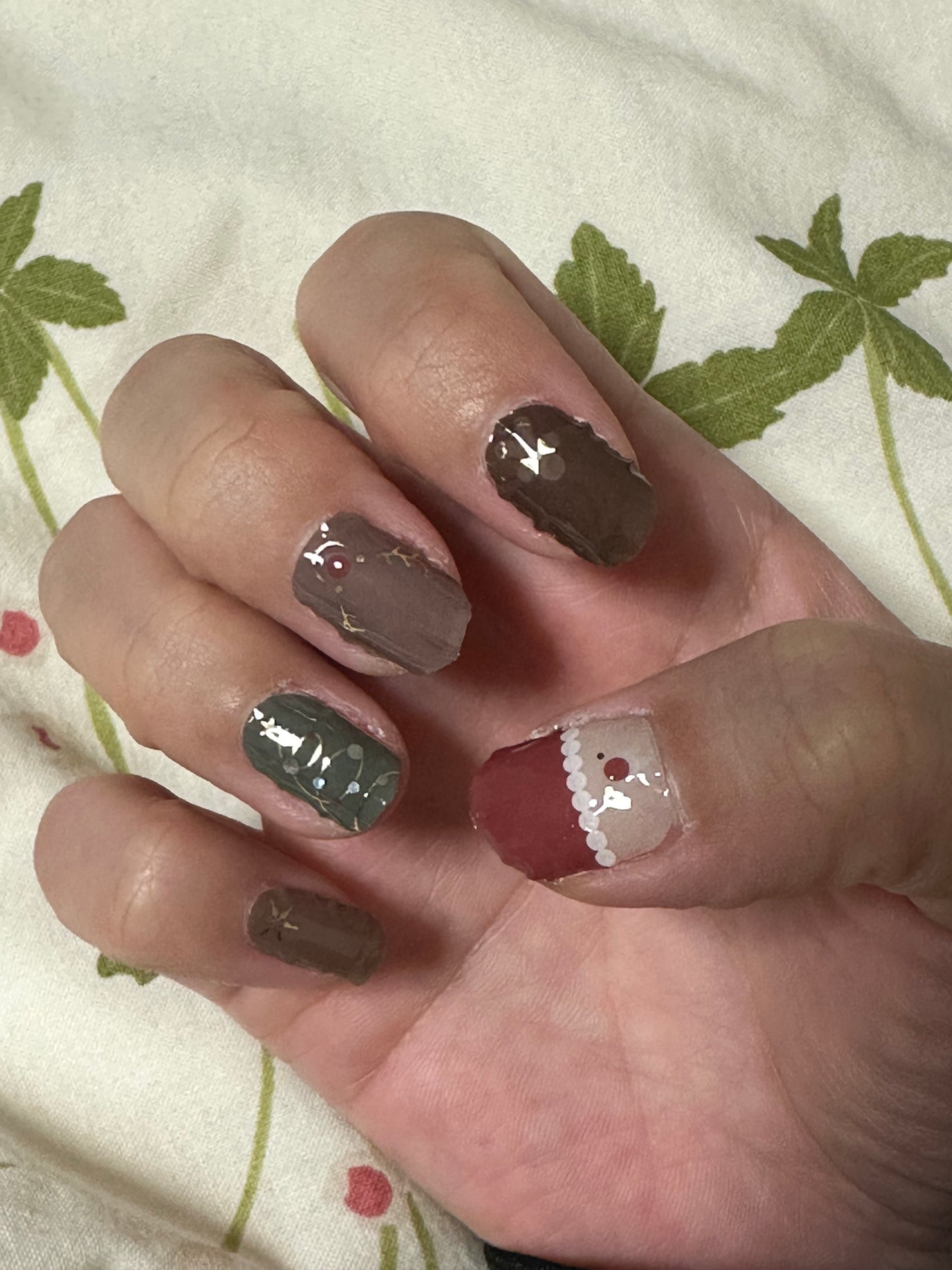 ジェルネイルシール/DAISO/ネイルシールを使ったクチコミ(2枚目)