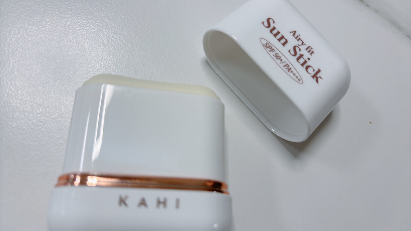 エアリーフィットサンスティック/KAHI/日焼け止めスティックを使ったクチコミ(3枚目)