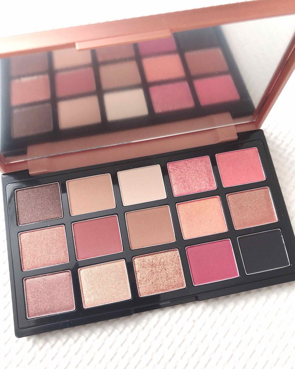 プレイカラーアイパレット ランジェリーバックステージ/ETUDE/アイシャドウパレットを使ったクチコミ（2枚目）