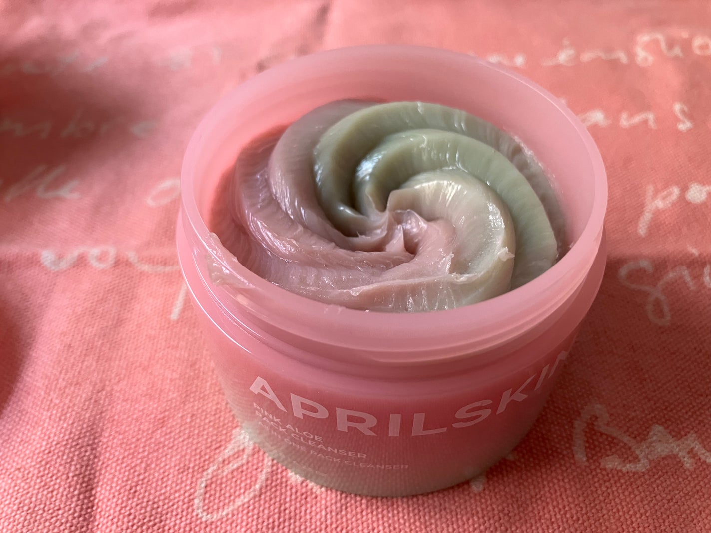 ピンクアロエメレンゲクレンザー/APRILSKIN/その他洗顔料を使ったクチコミ(3枚目)
