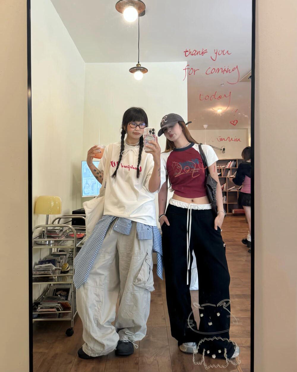 ひとみ on LIPS 「仲良しの友達との一週間のおしゃれな服装!#コーデ#韓国雑貨#韓..」(2枚目)