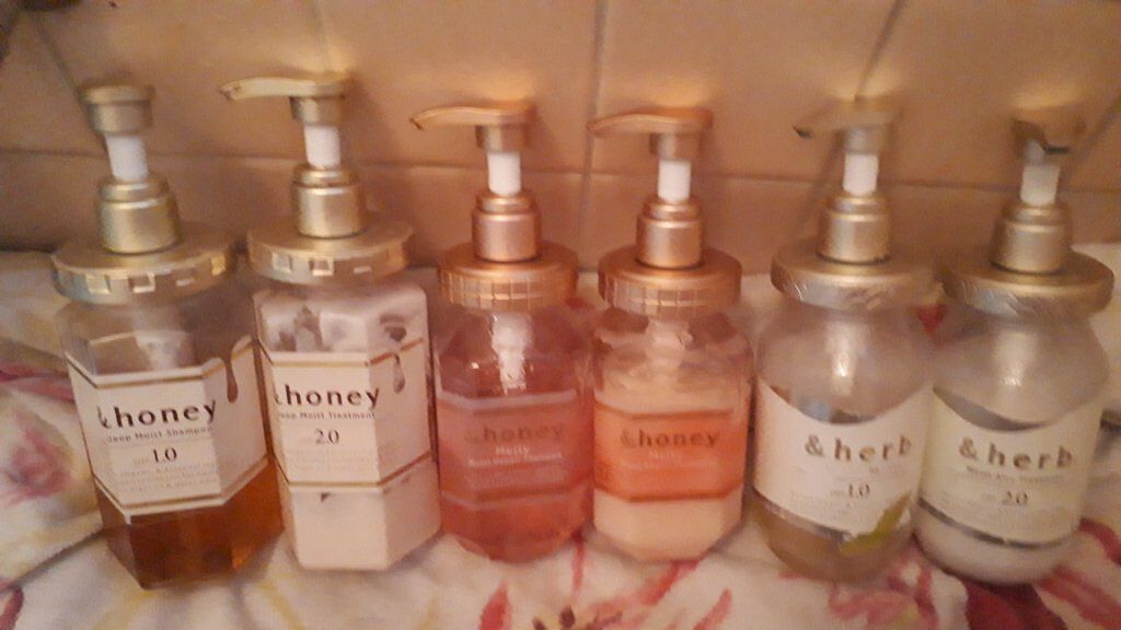 ディープモイスト シャンプー1.0／ヘアトリートメント2.0/&honey/市販シャンプーを使ったクチコミ（1枚目）