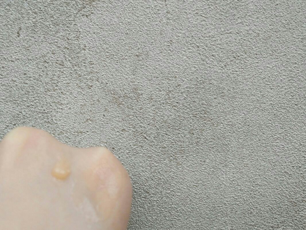 ニベア　ロイヤルブルーリップ　濃密美容ケア/ニベア/リップ美容液を使ったクチコミ（3枚目）