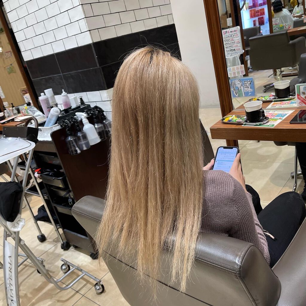 カラーモーション+ ルミナススプレー/ウエラ/ヘアオイルを使ったクチコミ(2枚目)